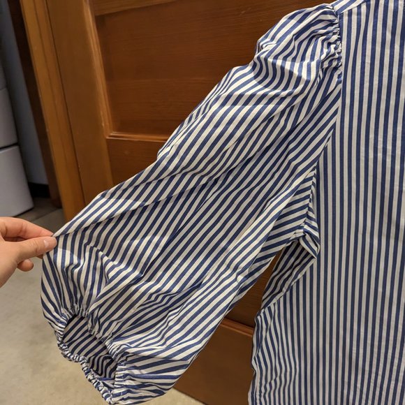 Banana Republic Striped Poplin Puff-Sleeve Blouse Size Medium - Picture 6 of 6